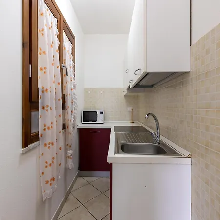 شقة With Air Conditioning And Sea Views *