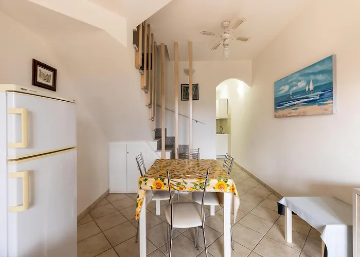 With Air Conditioning And Sea Views 公寓